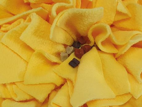 Schnüffelmatte für Hunde [70x50cm] Nobby Bone gelb, Schnüffelteppich